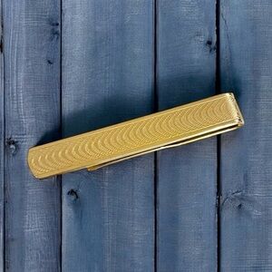 Classy Vintage Gold Plated Tie Clasp With Textured Design